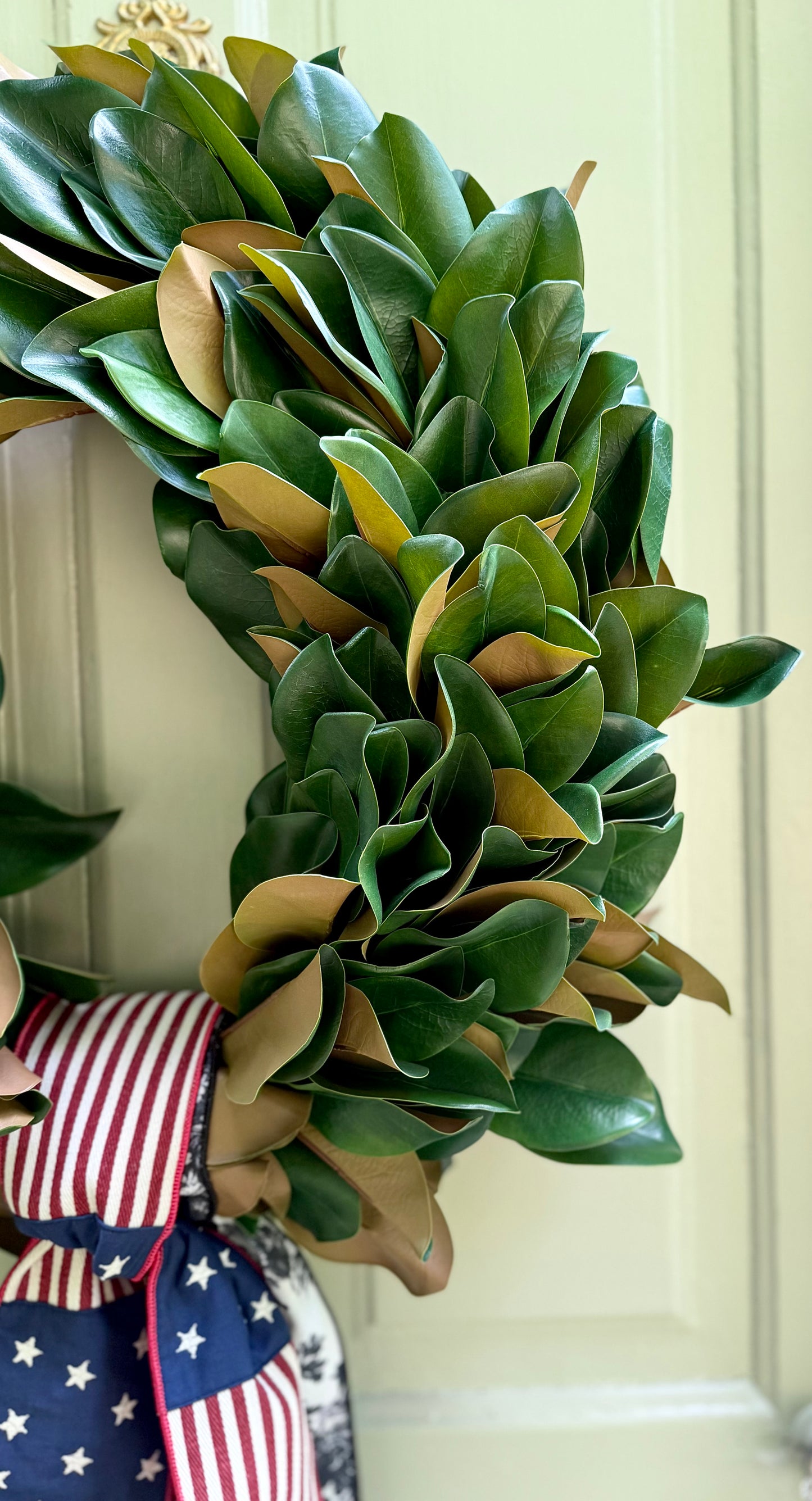Classic Americana Magnolia Wreath