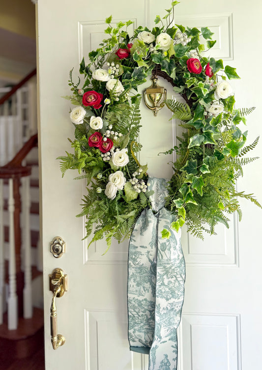 Cottage Garden Ivy & Ranunculus Wreath