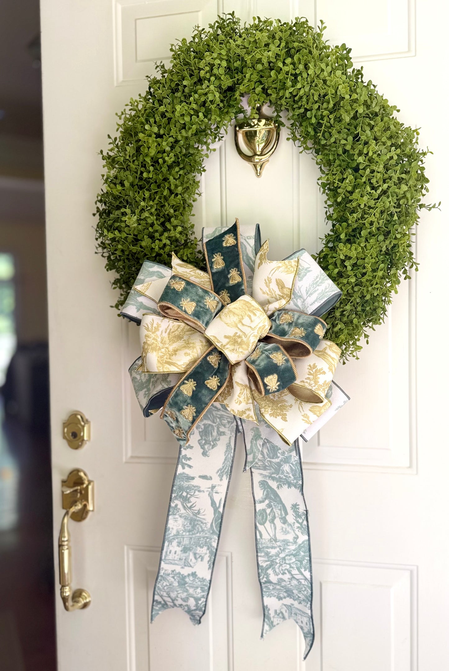 Golden Bee Toile Bow